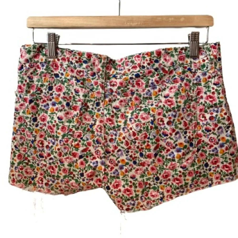 Madewell Floral Print Shorts - Picture 4 of 7
